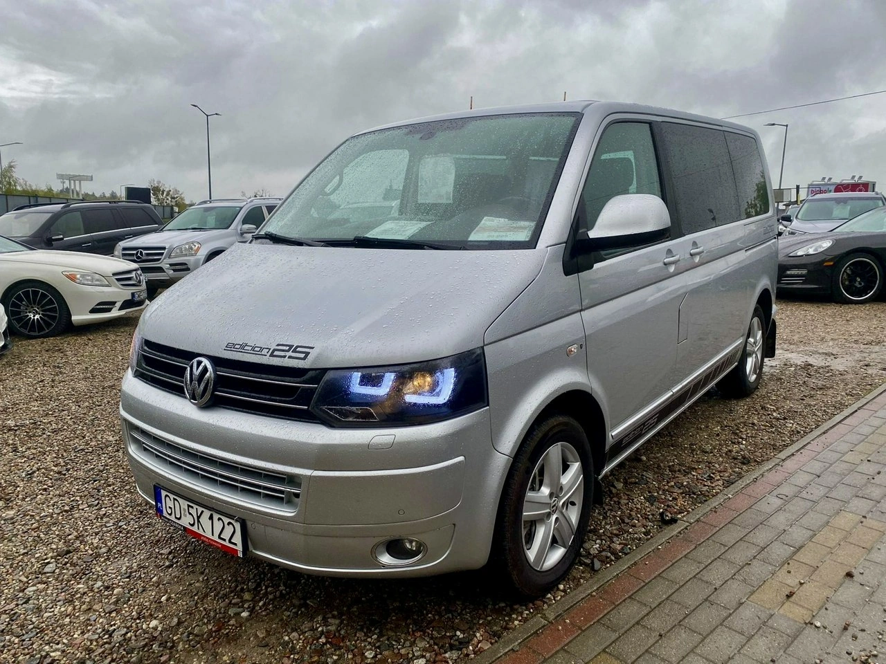Volkswagen Multivan - Zdjęcie 1