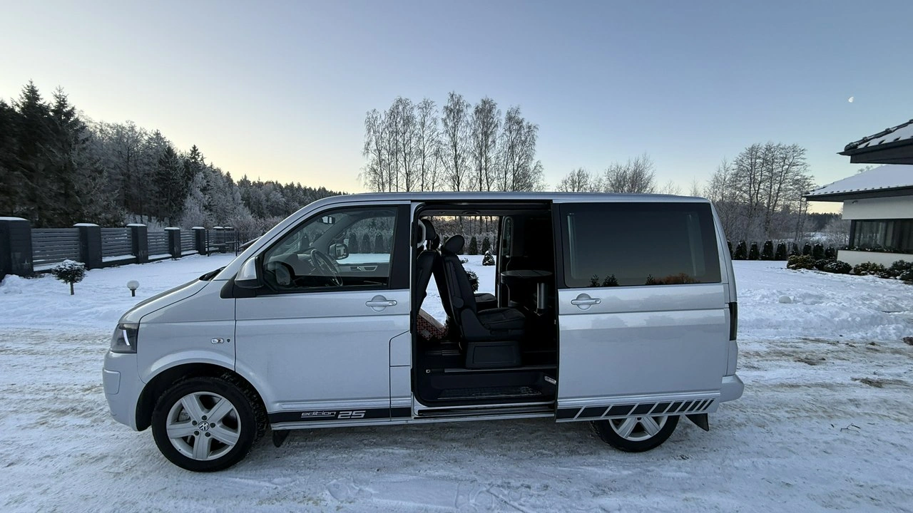 Volkswagen Multivan - Zdjęcie 17