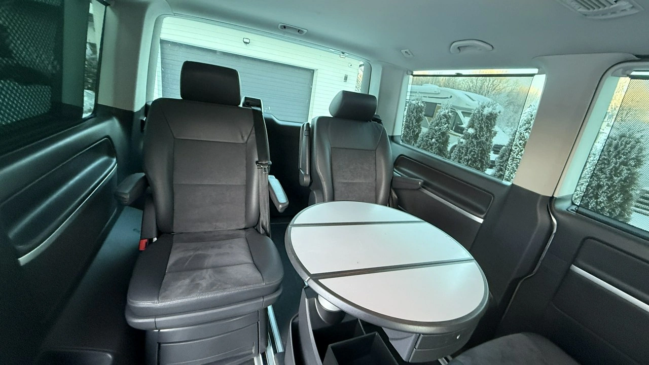 Volkswagen Multivan - Zdjęcie 19