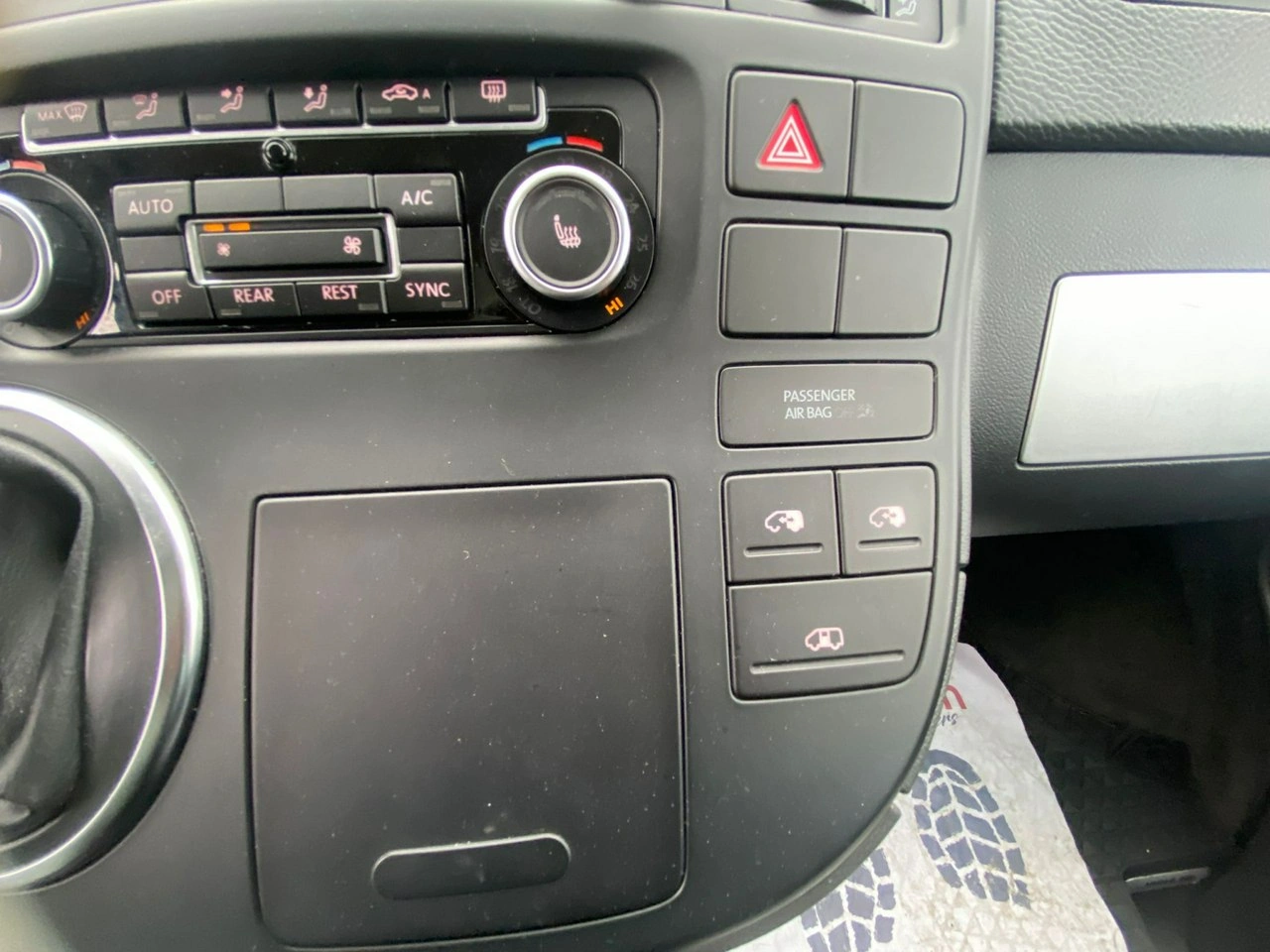 Volkswagen Multivan - Zdjęcie 49