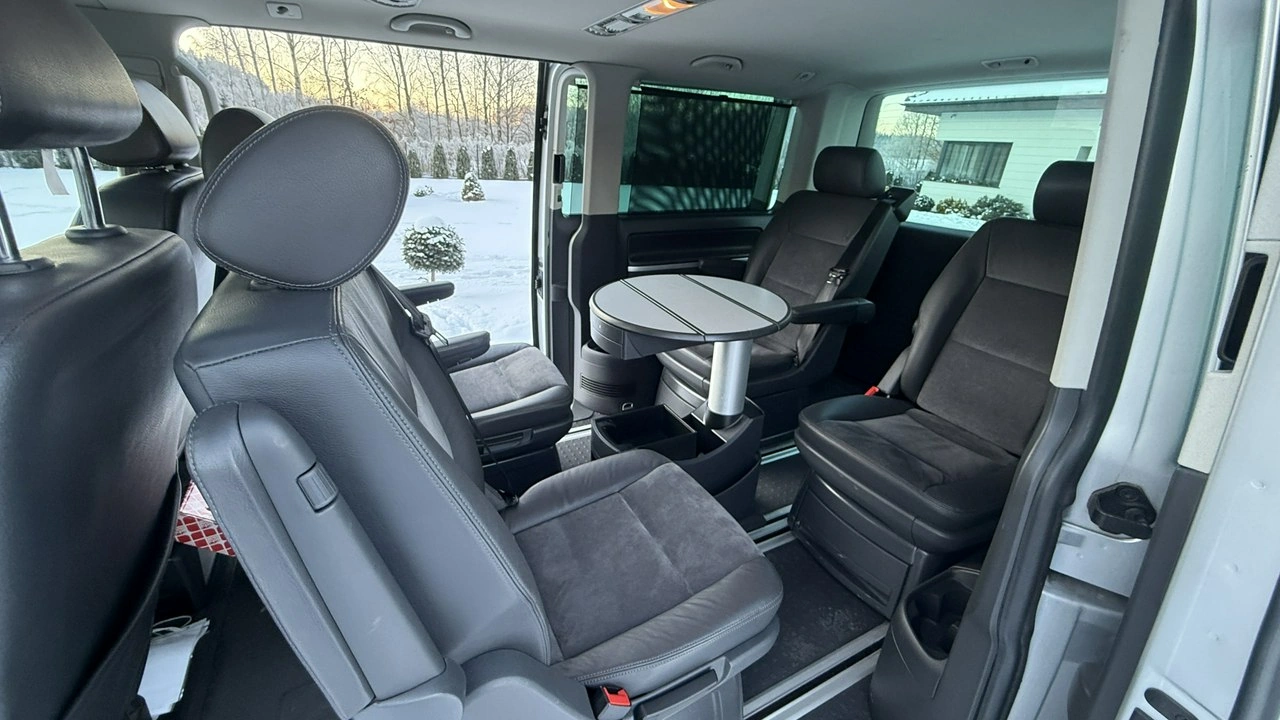 Volkswagen Multivan - Zdjęcie 22