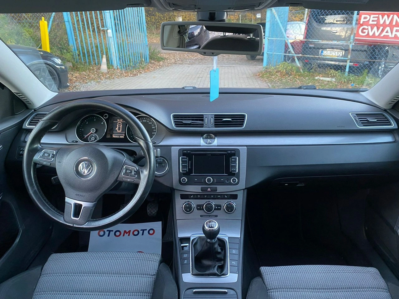 Volkswagen Passat - Zdjęcie 21