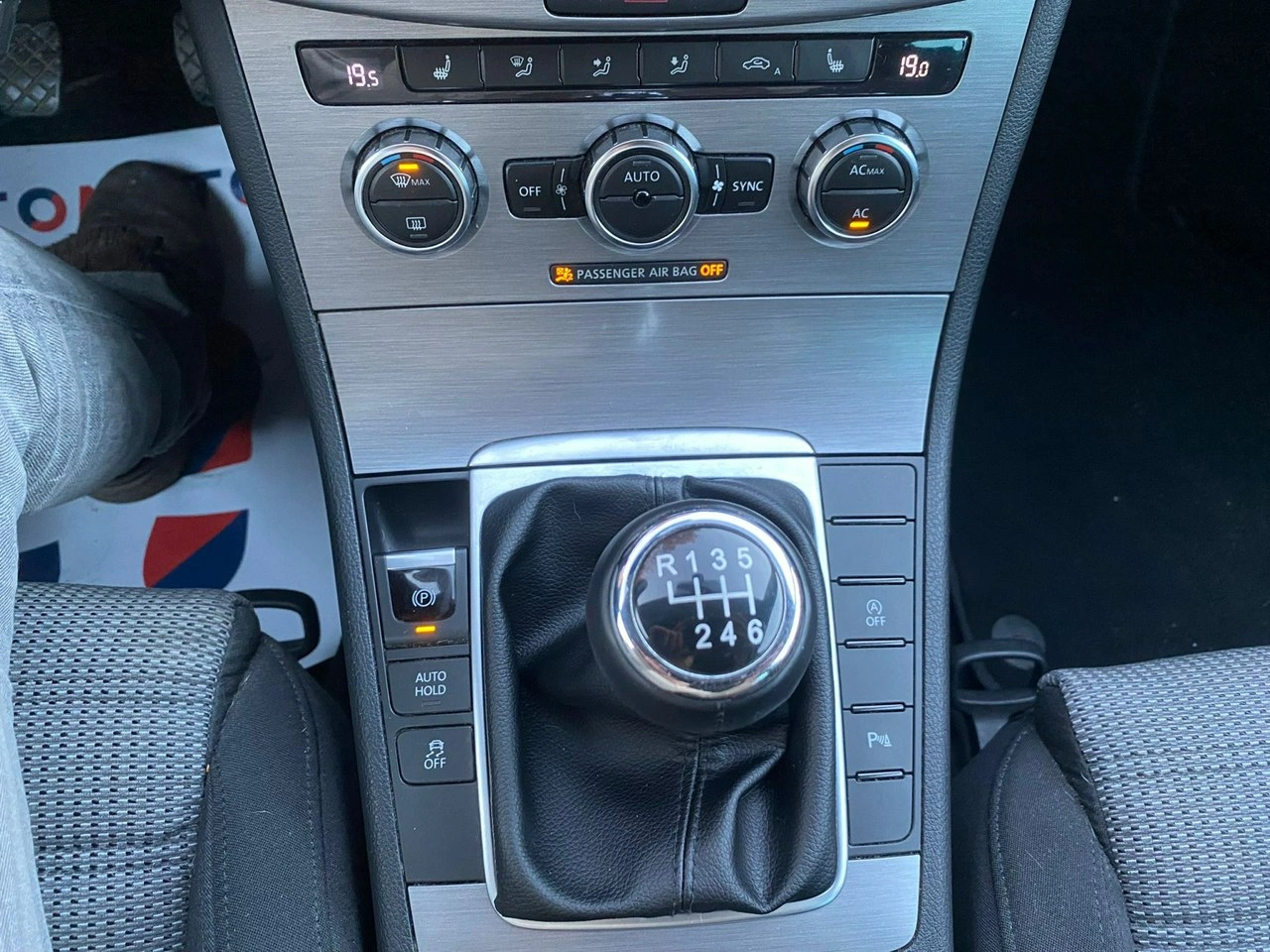 Volkswagen Passat - Zdjęcie 23