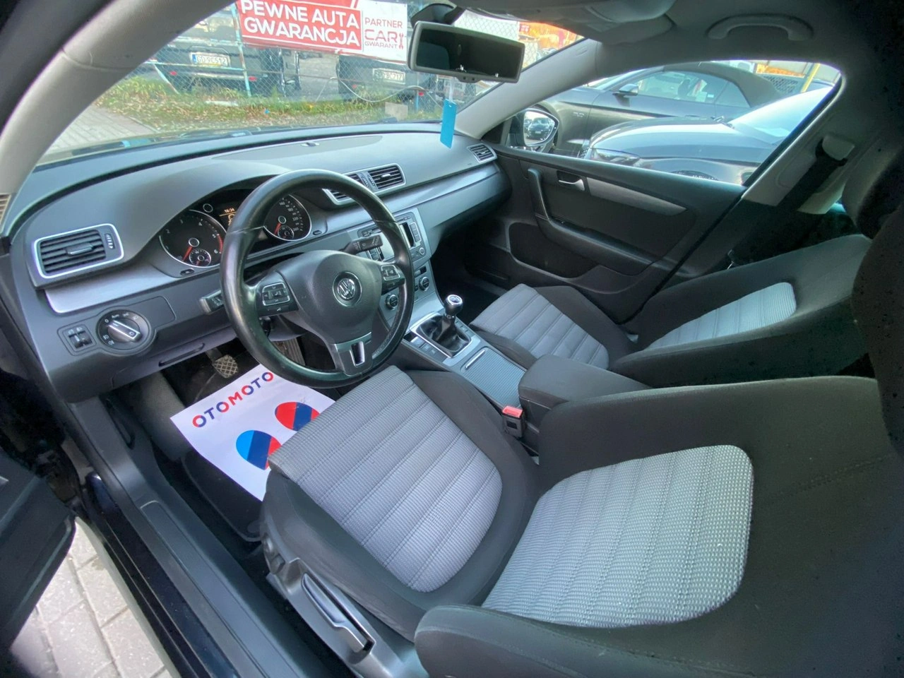 Volkswagen Passat - Zdjęcie 27