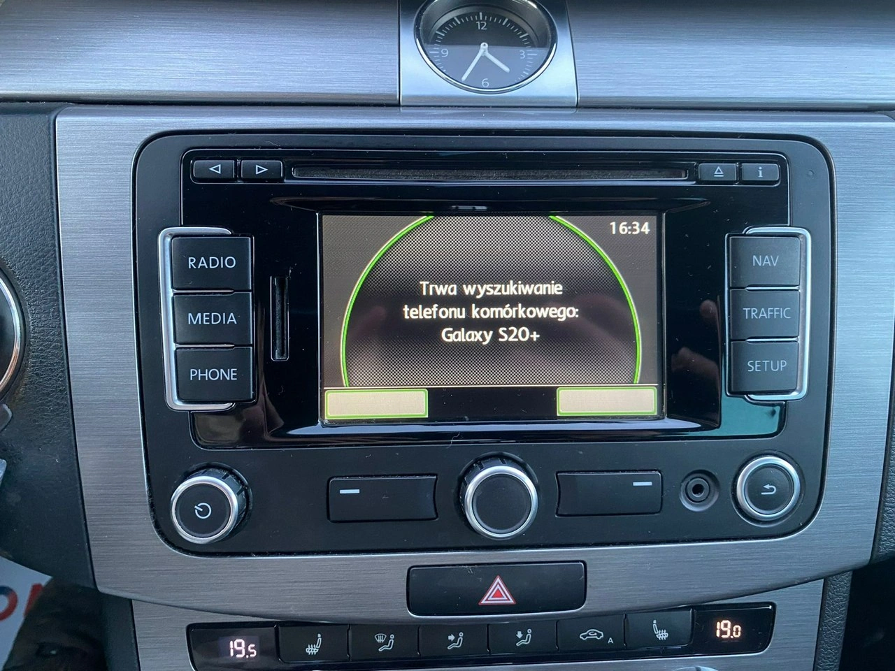 Volkswagen Passat - Zdjęcie 28