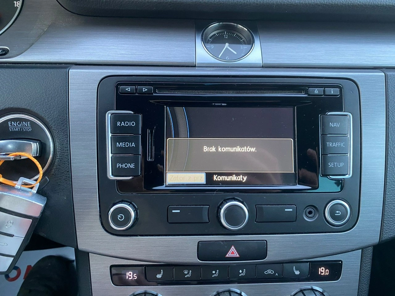 Volkswagen Passat - Zdjęcie 29