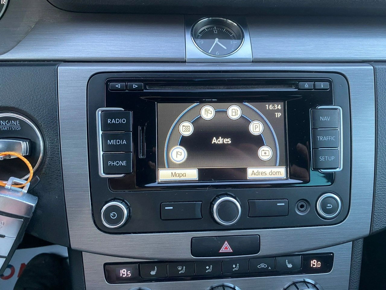 Volkswagen Passat - Zdjęcie 34