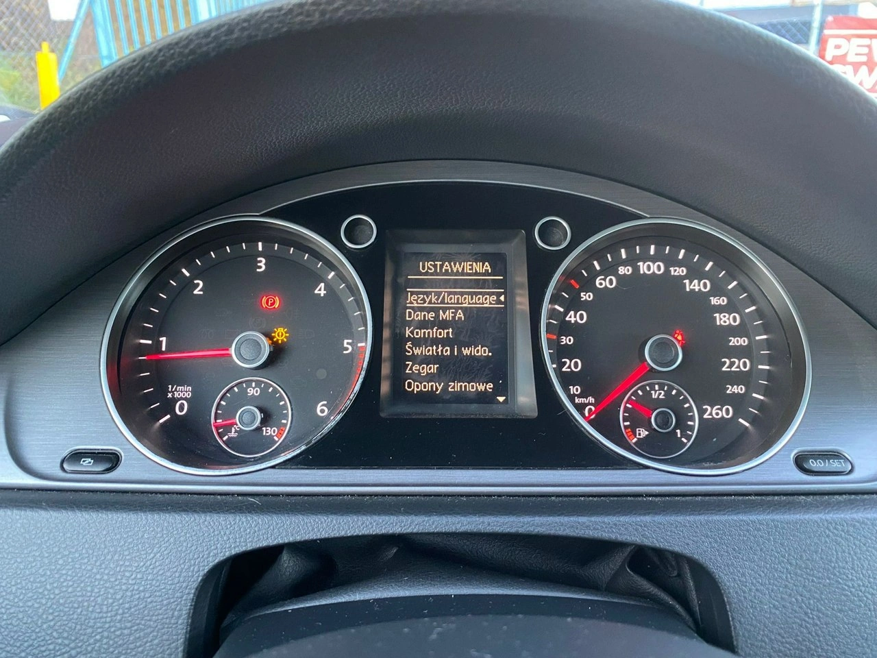 Volkswagen Passat - Zdjęcie 35