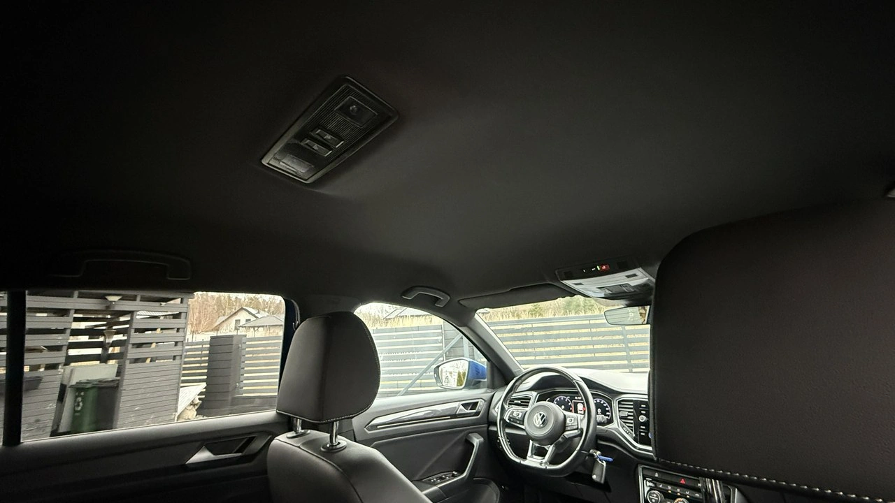 Volkswagen T-Roc - Zdjęcie 21