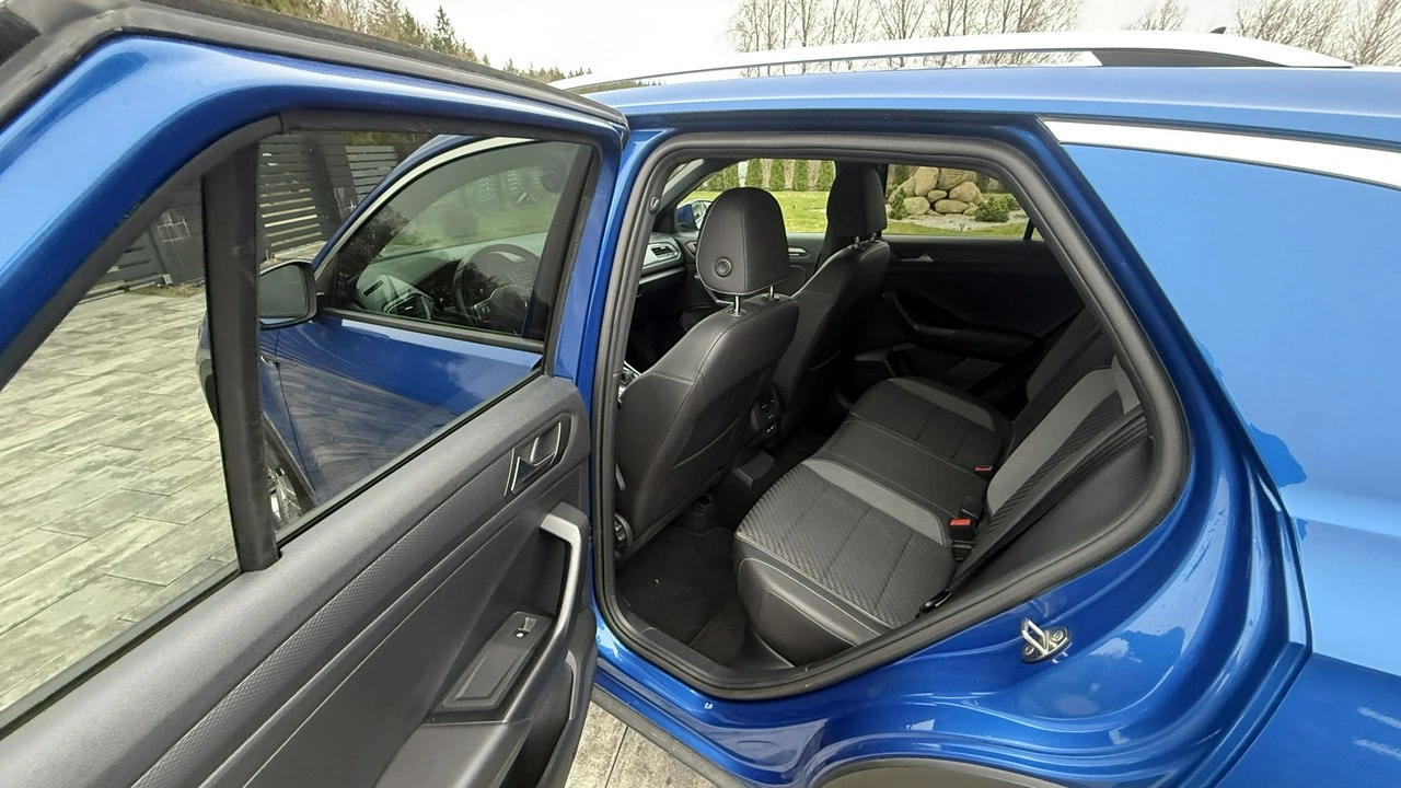 Volkswagen T-Roc - Zdjęcie 25