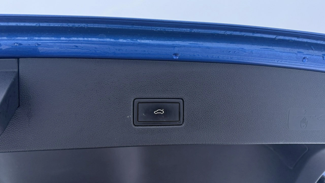 Volkswagen T-Roc - Zdjęcie 31