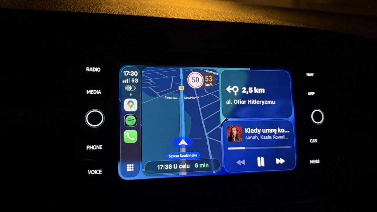 Volkswagen T-Roc - Zdjęcie 41