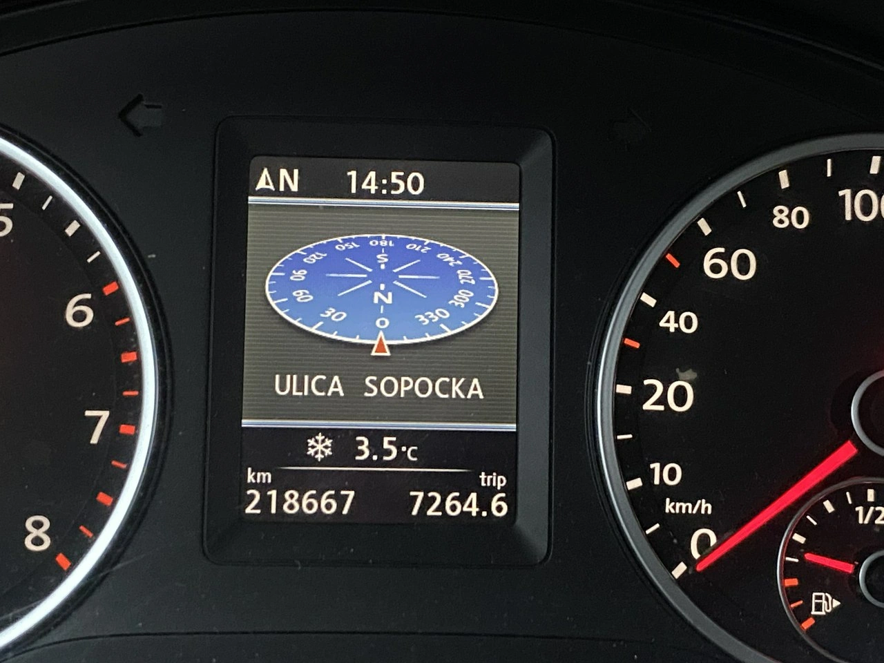 Volkswagen Taigun - Zdjęcie 36