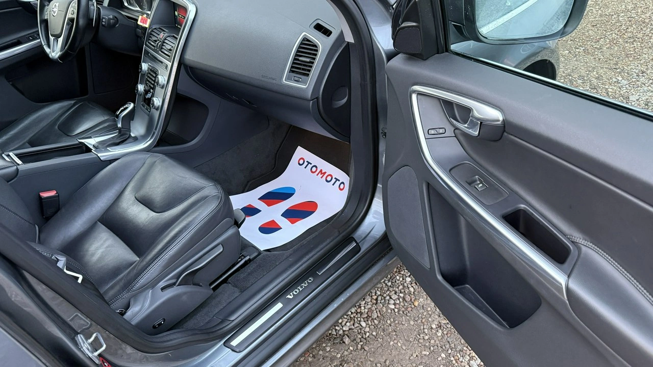 Volvo XC 60 - Zdjęcie 13