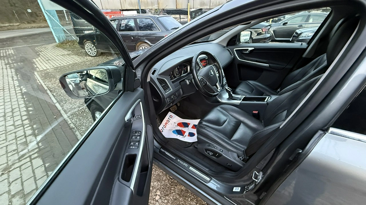 Volvo XC 60 - Zdjęcie 19