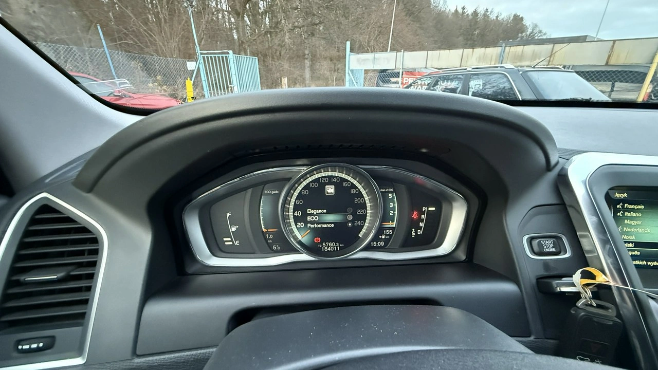 Volvo XC 60 - Zdjęcie 31