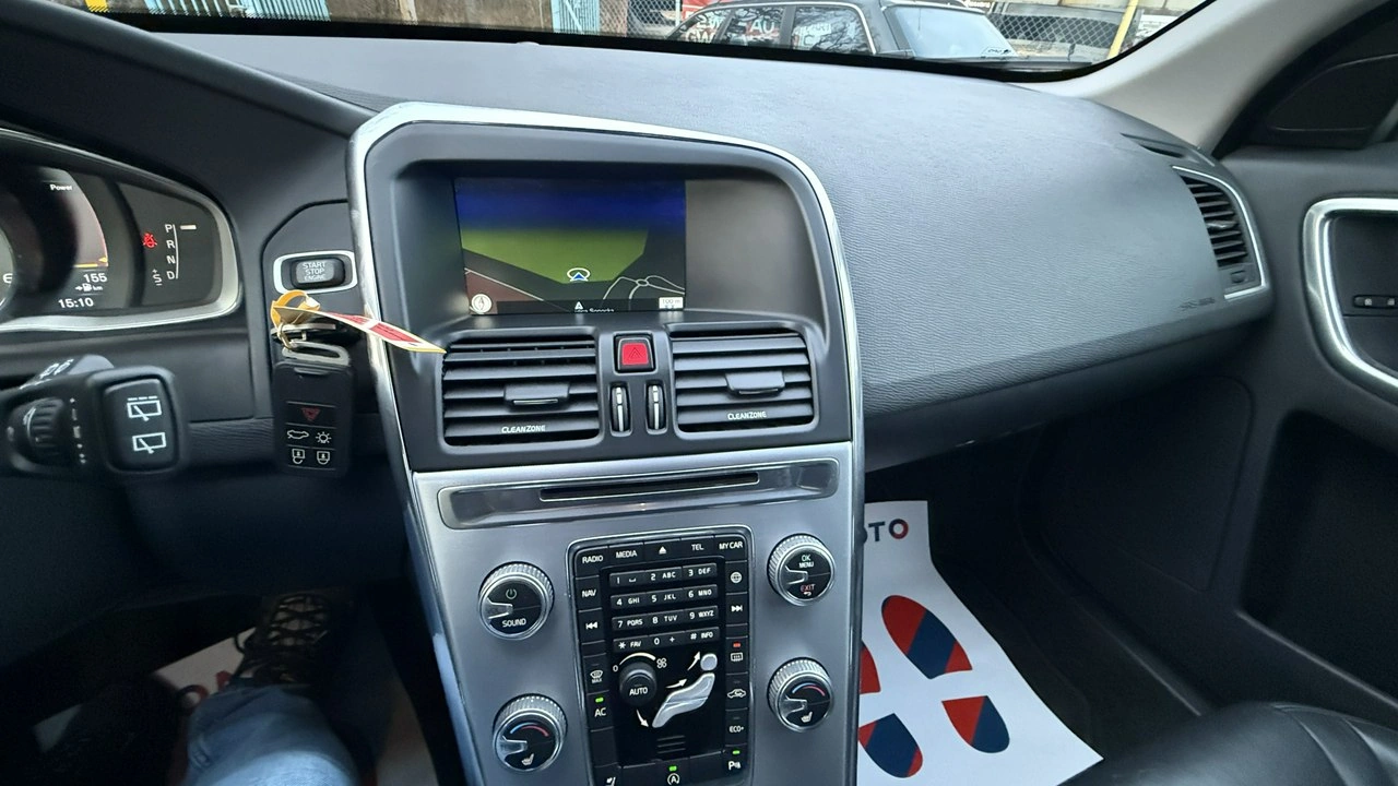 Volvo XC 60 - Zdjęcie 34