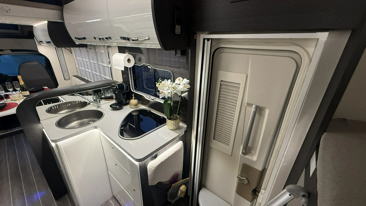 Ford Transit - Zdjęcie 25