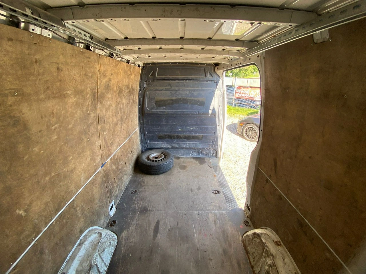 Volkswagen Crafter - Zdjęcie 14