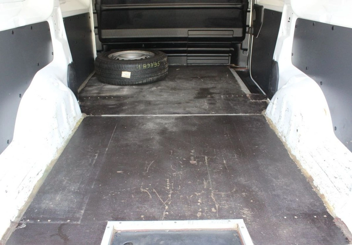 Peugeot Expert - Zdjęcie 12