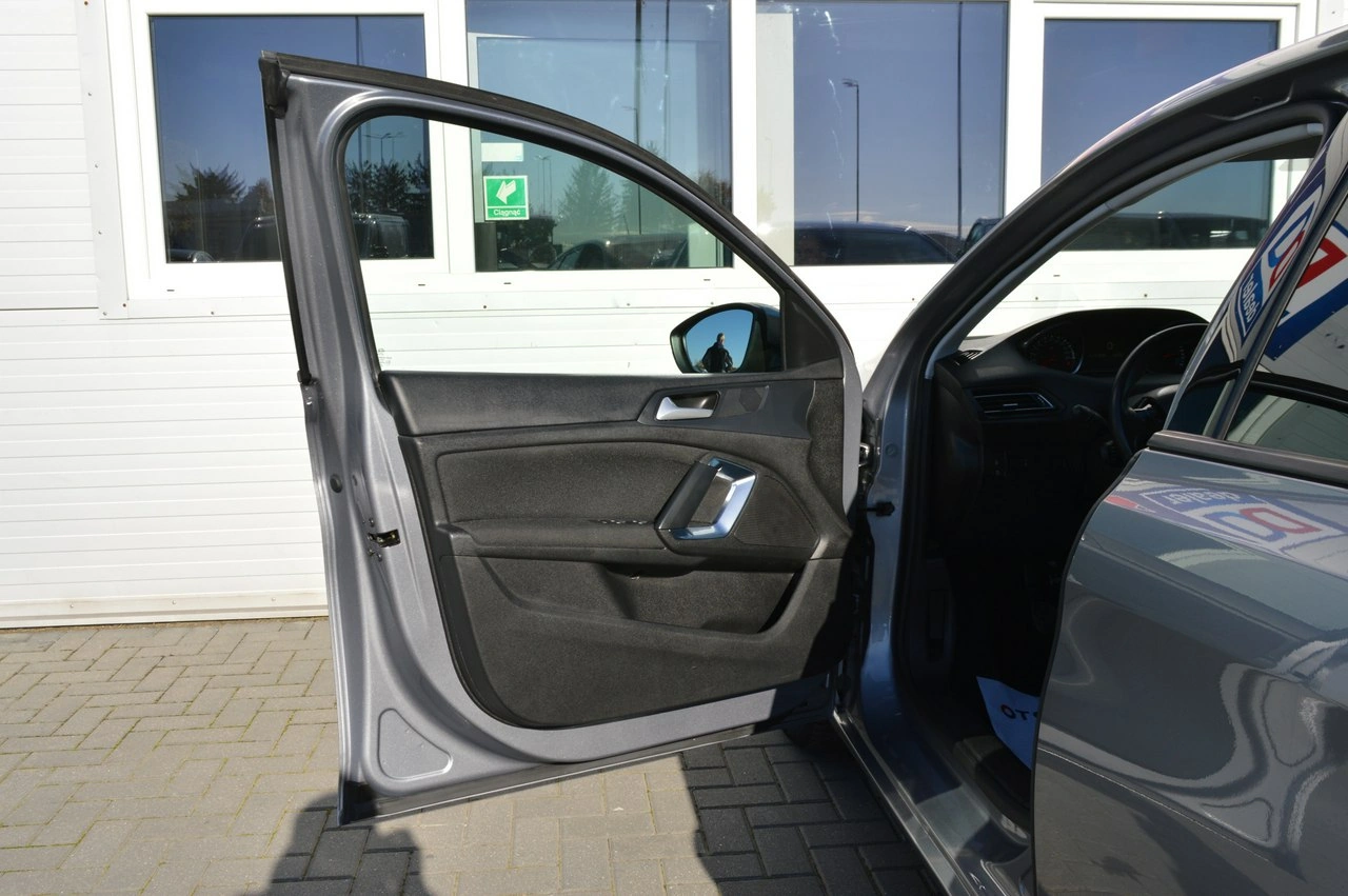 Peugeot 308 - Zdjęcie 33