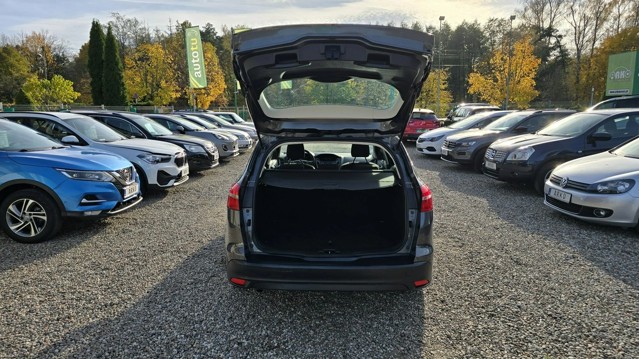 Ford Focus - Zdjęcie 15