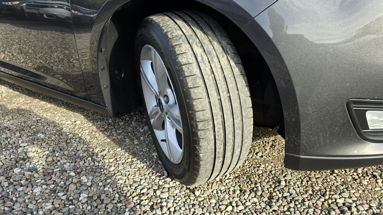 Ford Focus - Zdjęcie 19