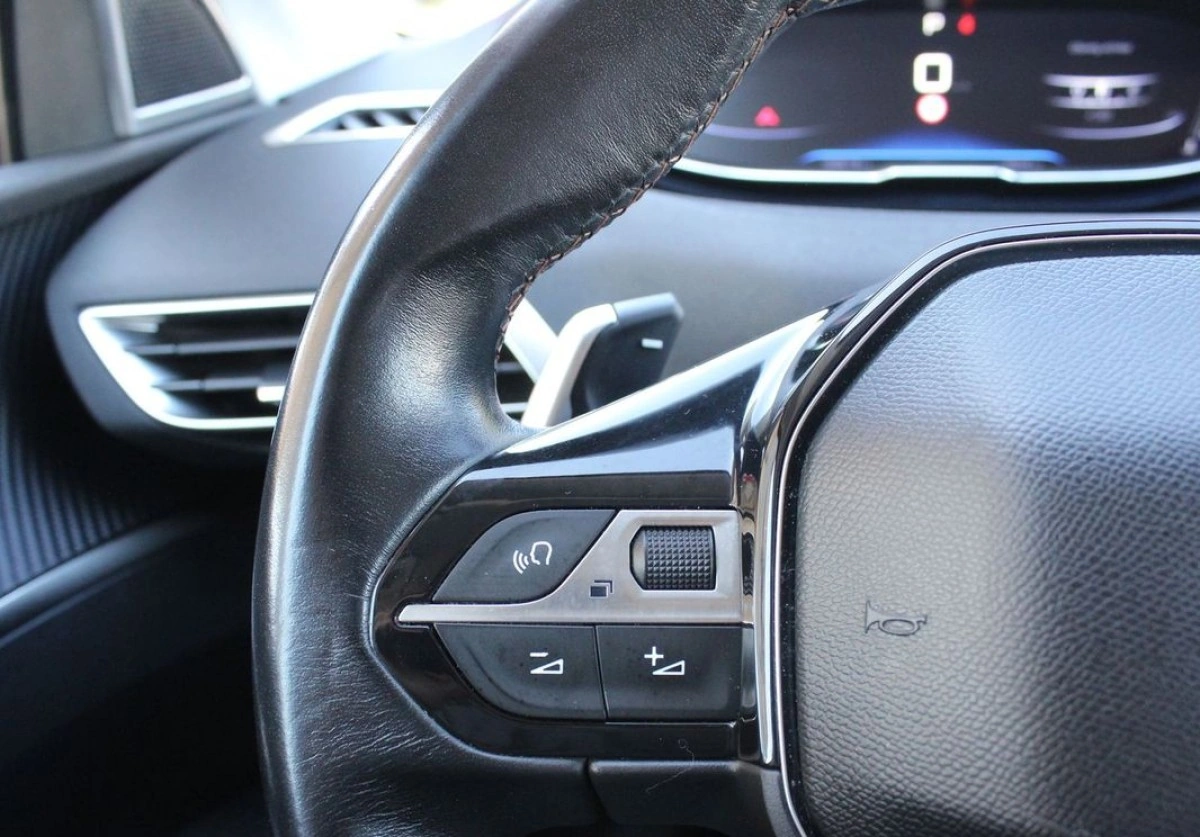 Peugeot 3008 - Zdjęcie 18