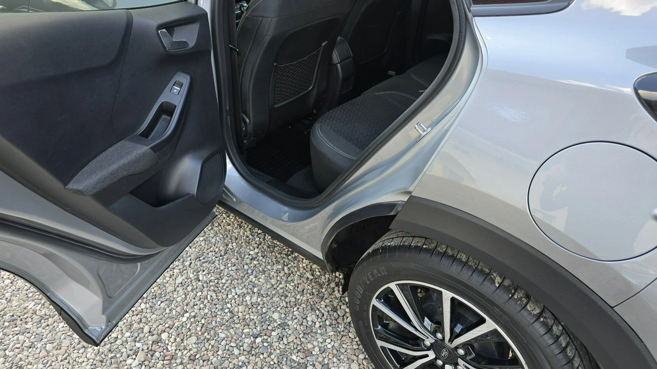 Ford Puma - Zdjęcie 9