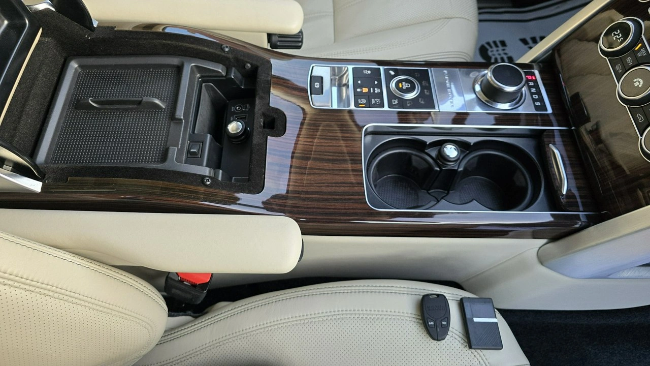 Land Rover Range Rover - Zdjęcie 30