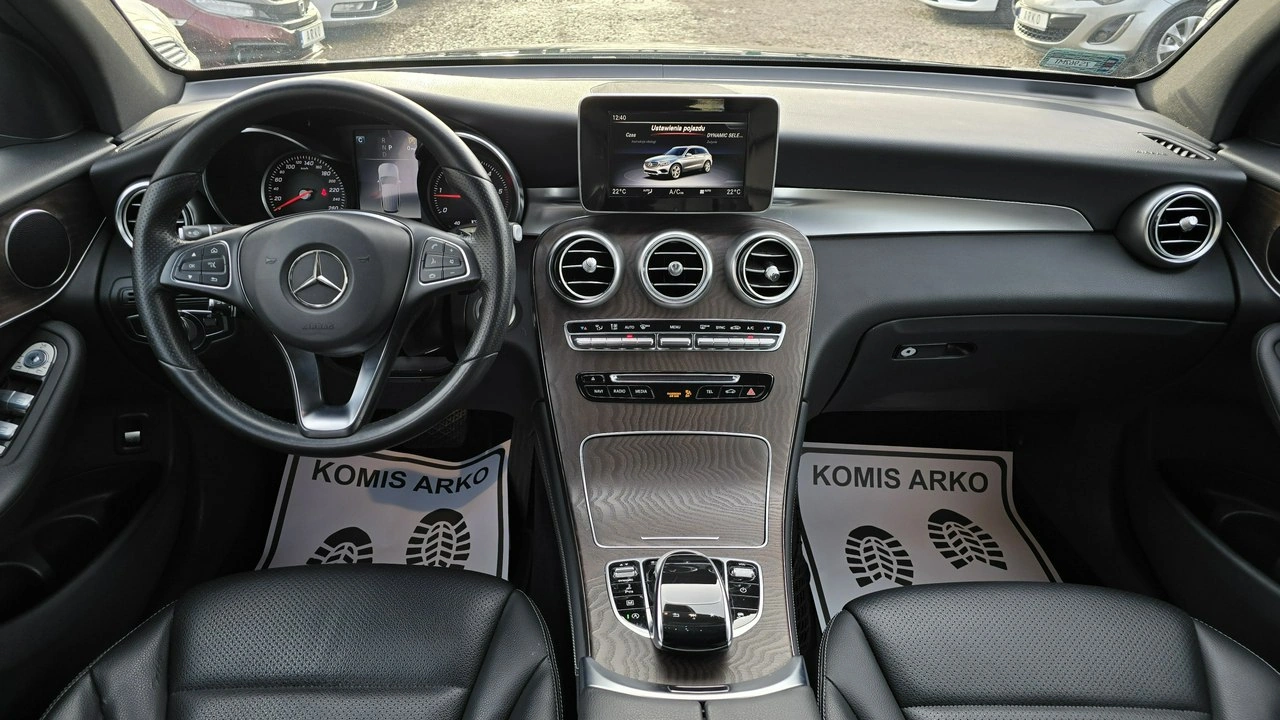 Mercedes GLC 220 - Zdjęcie 10