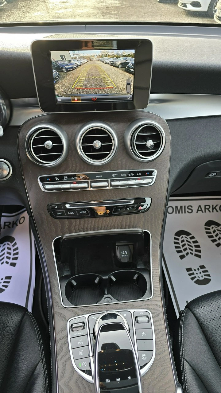 Mercedes GLC 220 - Zdjęcie 19