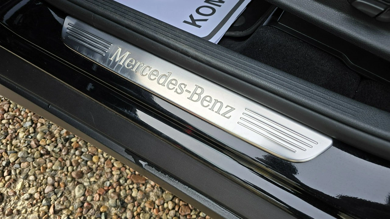 Mercedes GLC 220 - Zdjęcie 24