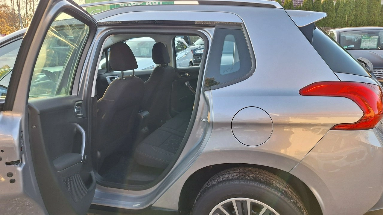 Peugeot 2008 - Zdjęcie 8