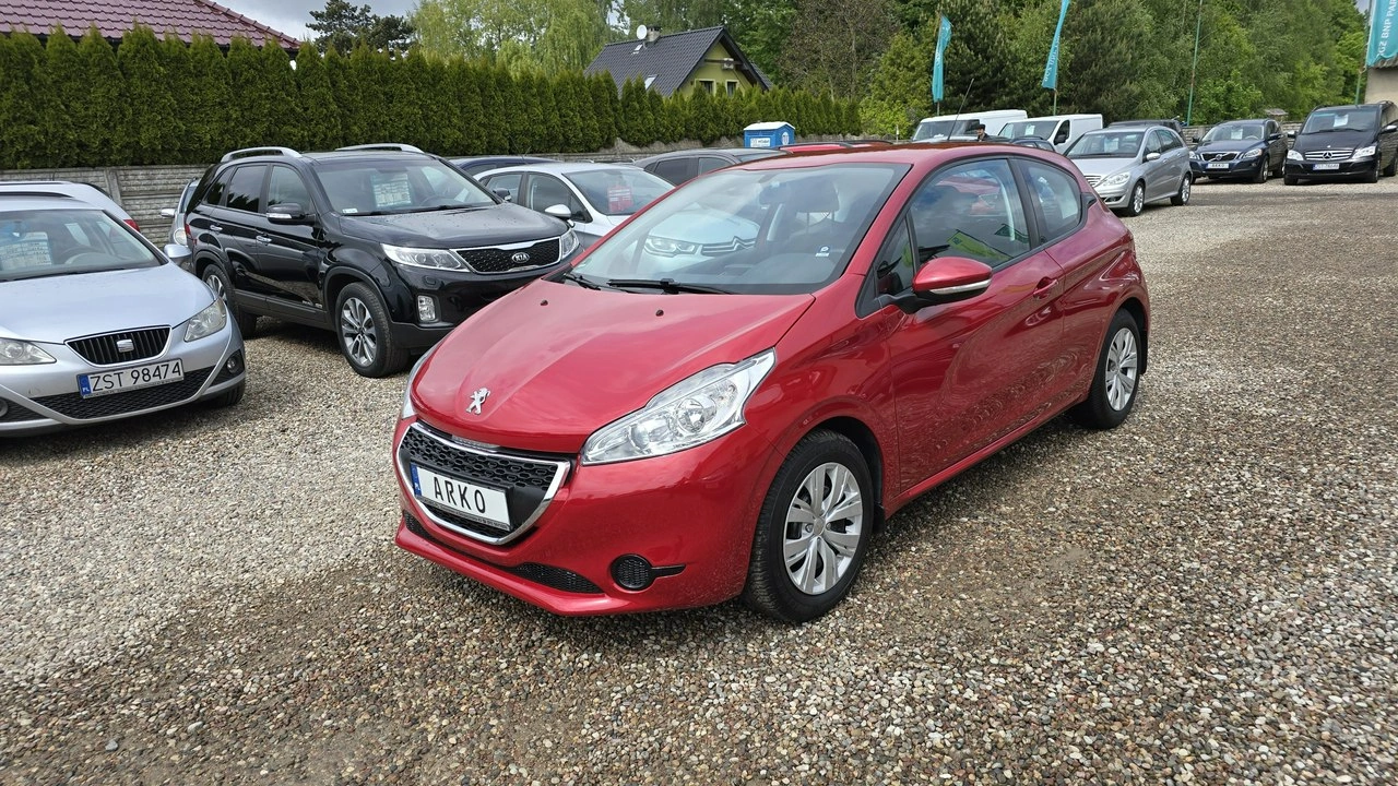 Peugeot 208 - Zdjęcie 2