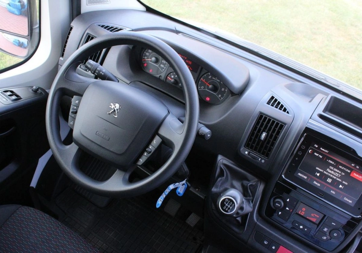Peugeot Boxer - Zdjęcie 9