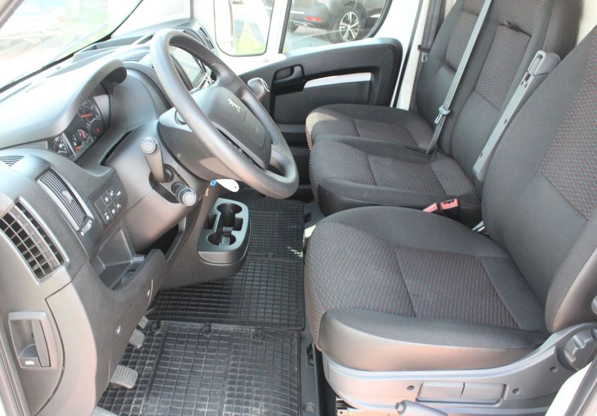 Peugeot Boxer - Zdjęcie 16