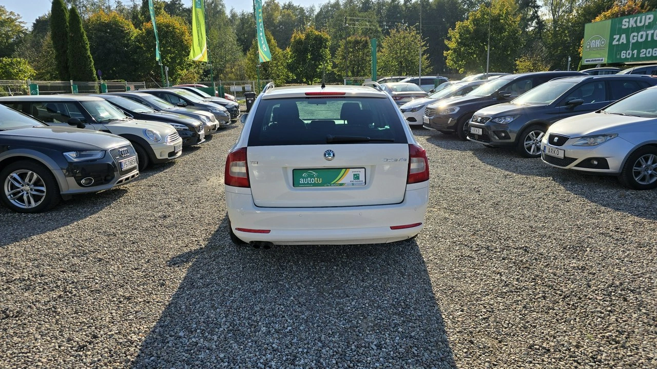 Skoda Octavia - Zdjęcie 7