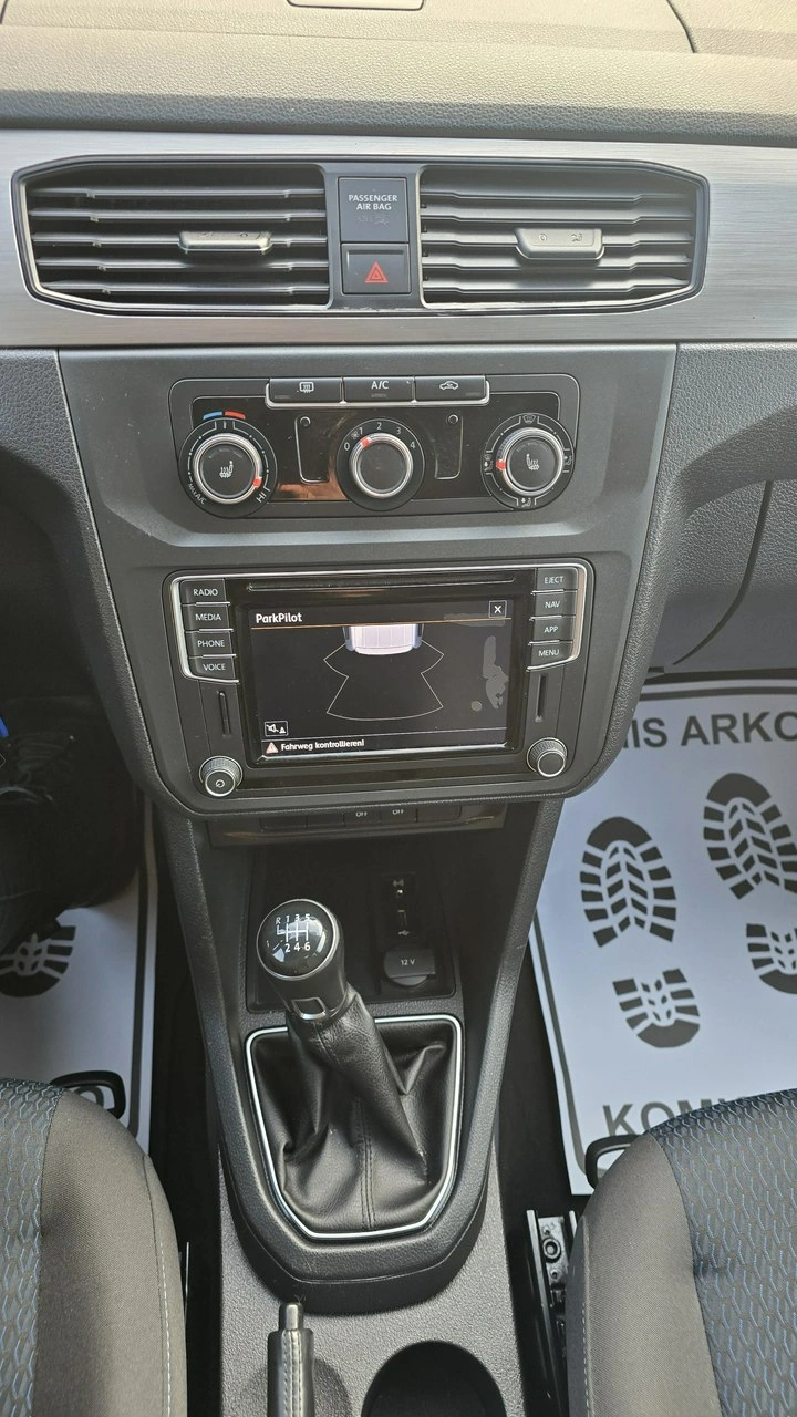 Volkswagen Caddy - Zdjęcie 22