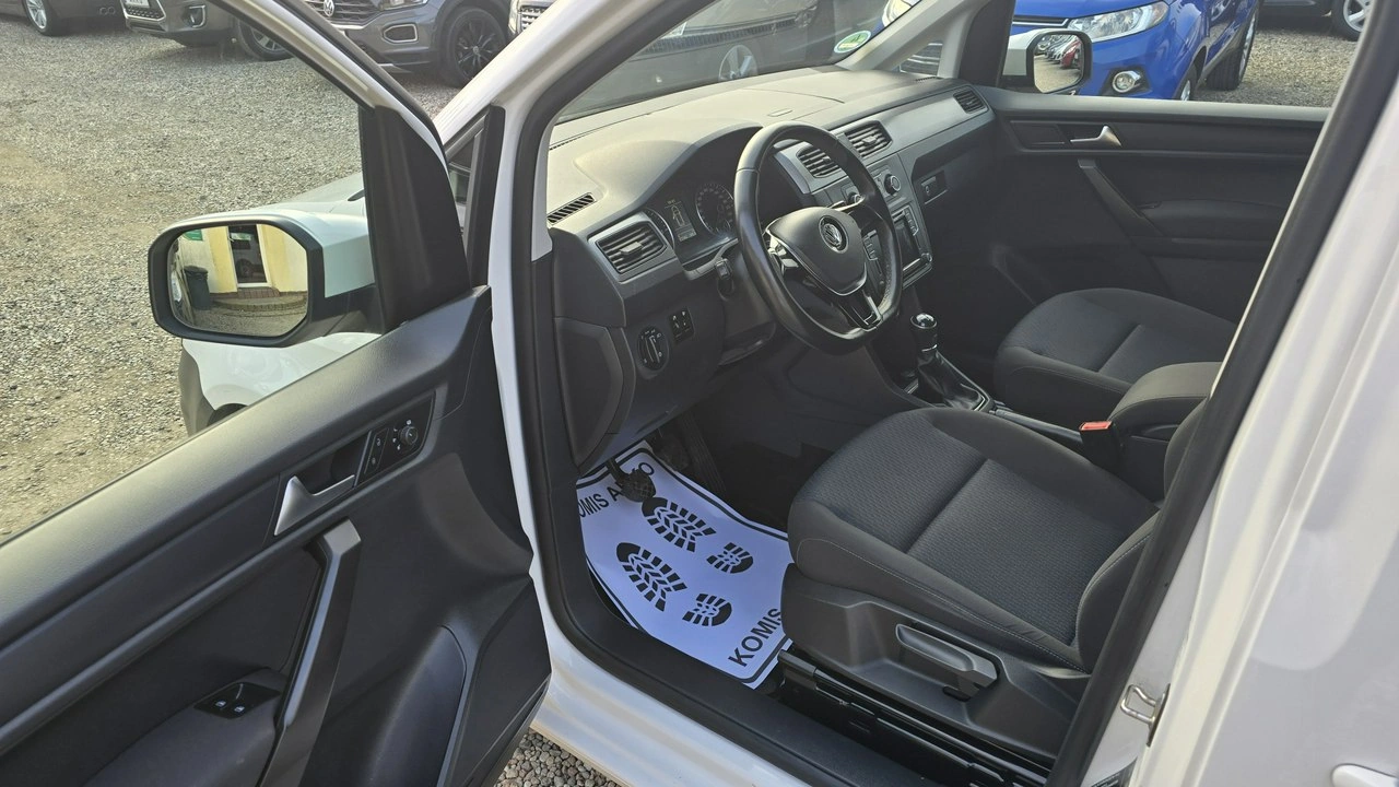 Volkswagen Caddy - Zdjęcie 8
