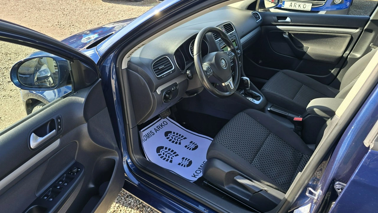 Volkswagen Golf - Zdjęcie 8