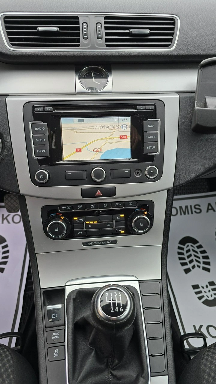 Volkswagen Passat - Zdjęcie 19