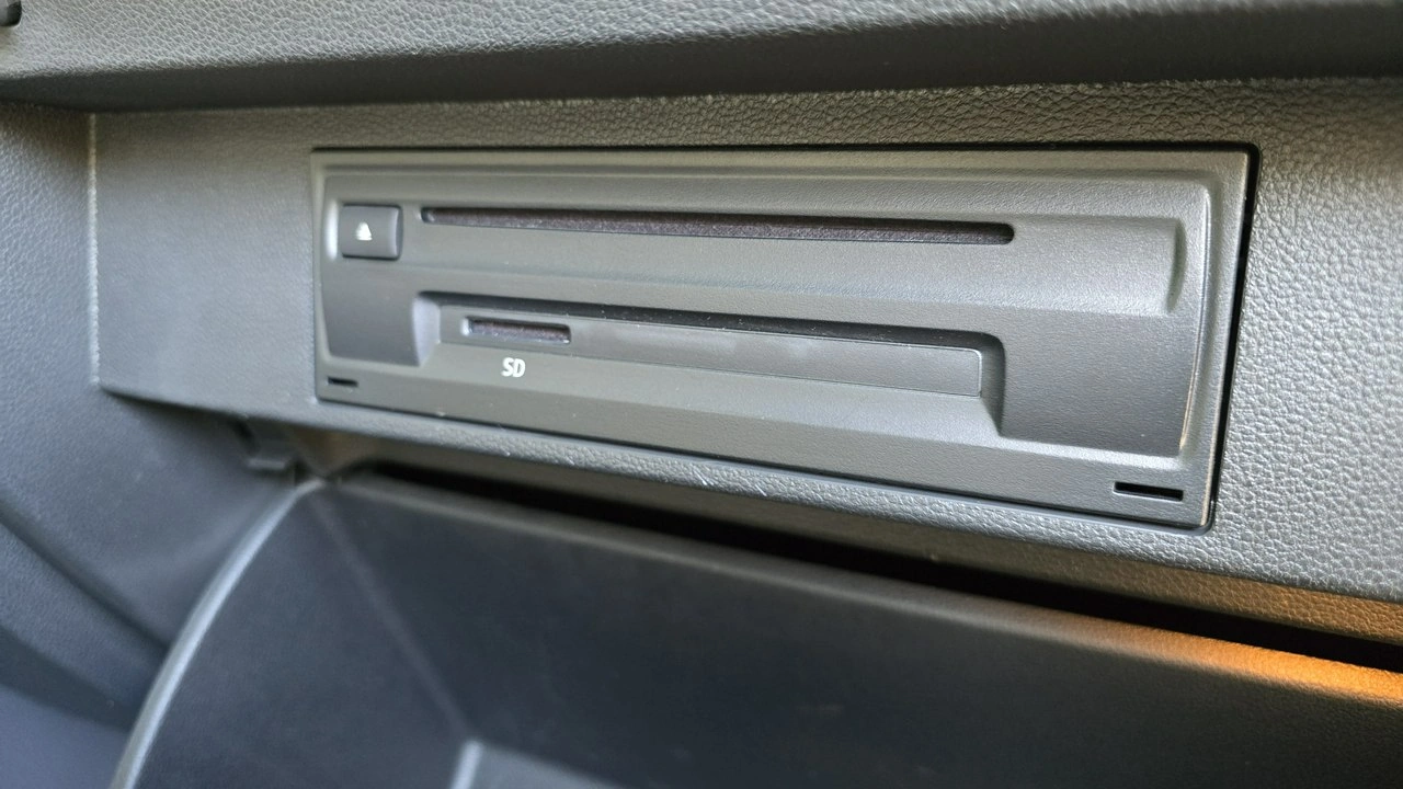 Volkswagen T-Roc - Zdjęcie 21