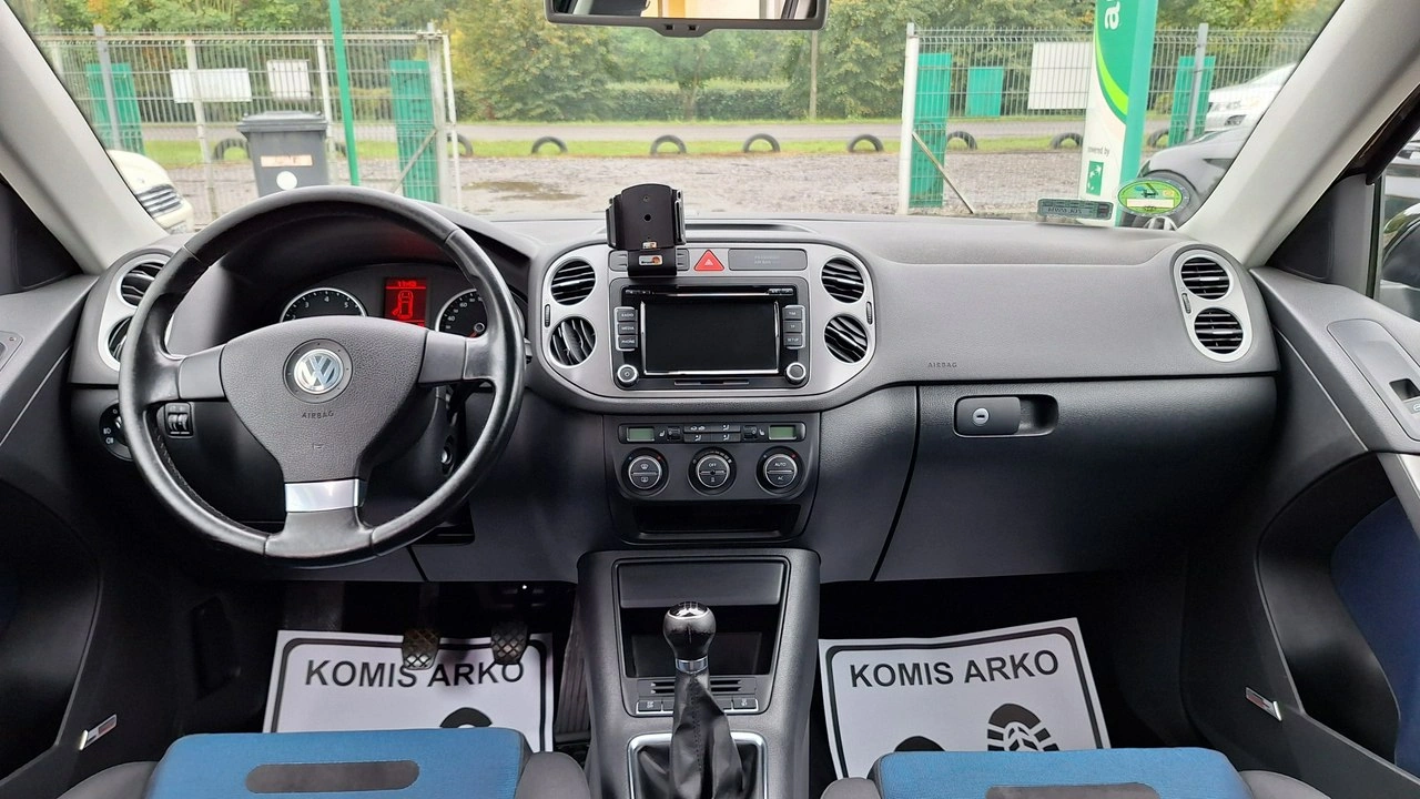 Volkswagen Tiguan - Zdjęcie 10
