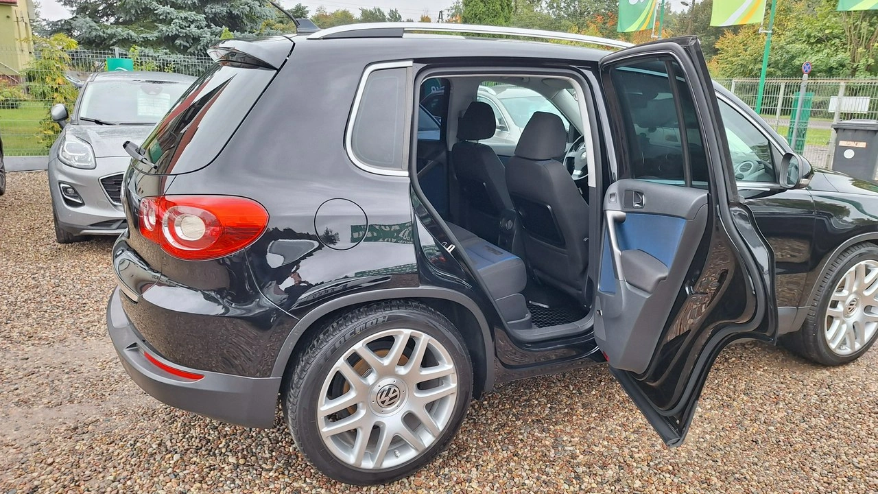 Volkswagen Tiguan - Zdjęcie 12