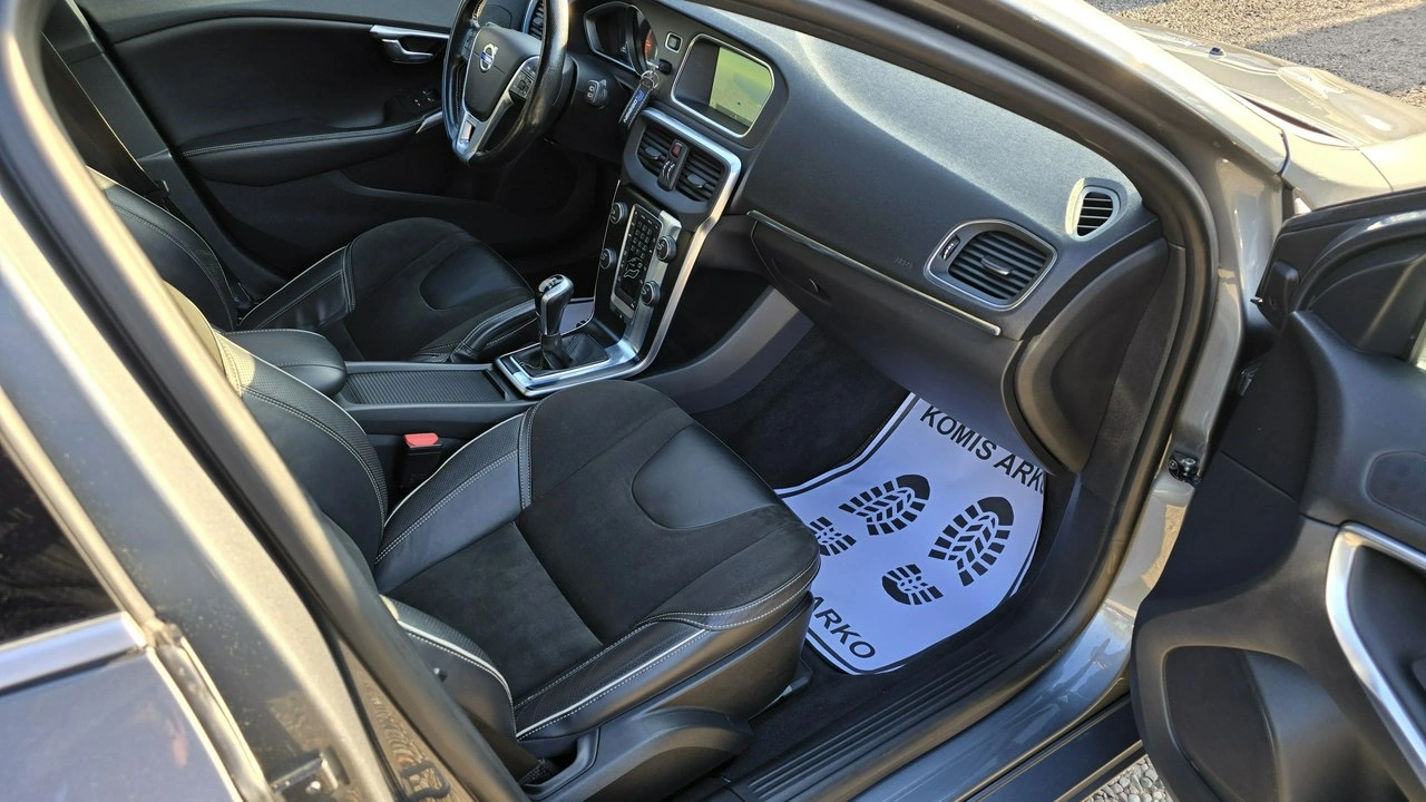 Volvo V40 - Zdjęcie 12