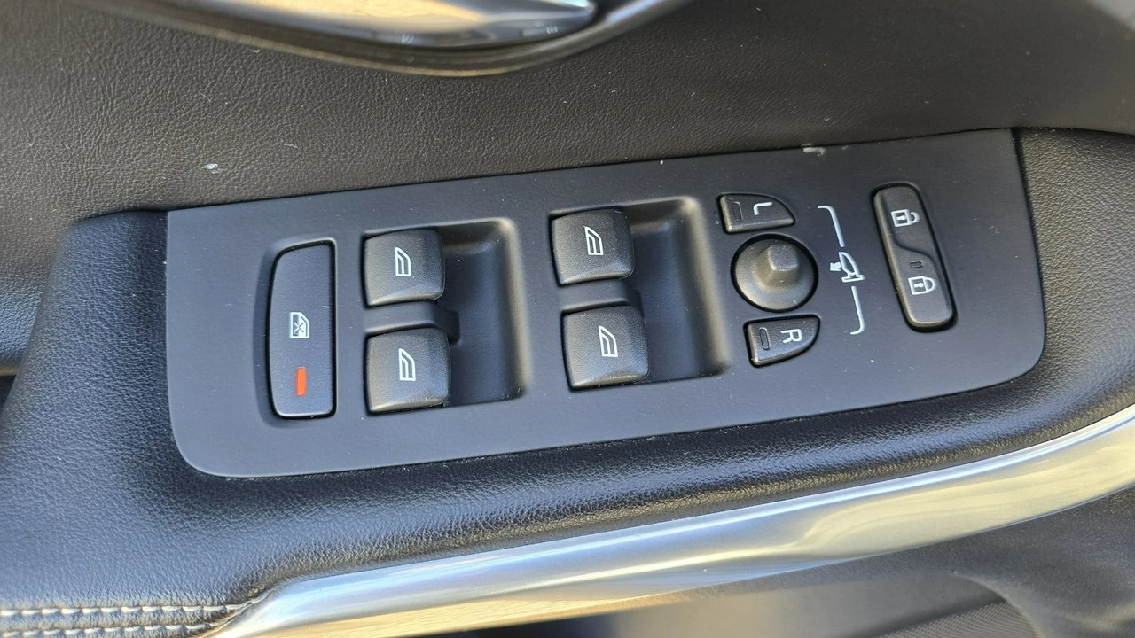 Volvo V40 - Zdjęcie 17