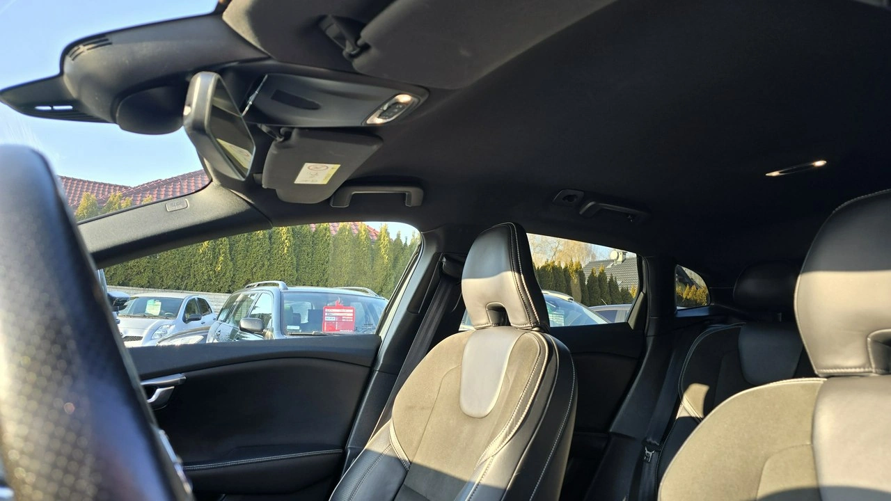 Volvo V40 - Zdjęcie 19