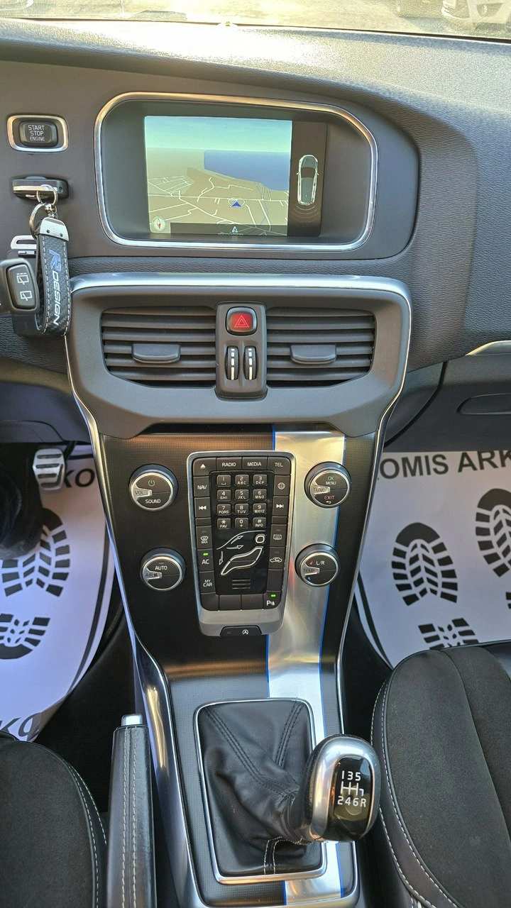 Volvo V40 - Zdjęcie 20