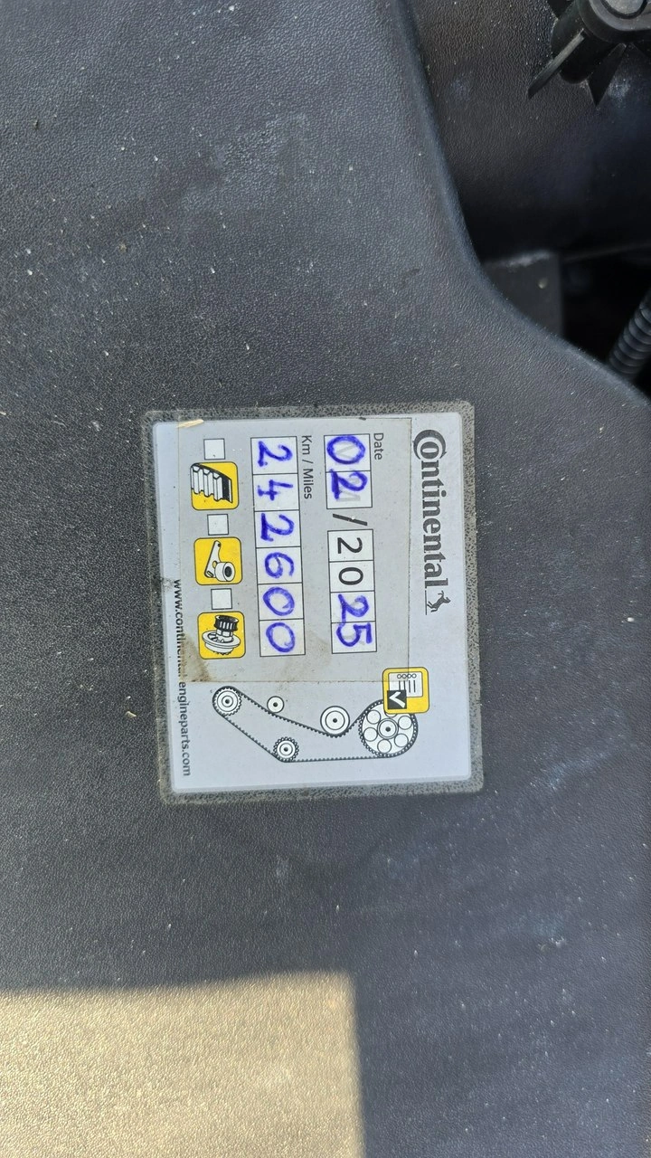 Volvo V40 - Zdjęcie 23